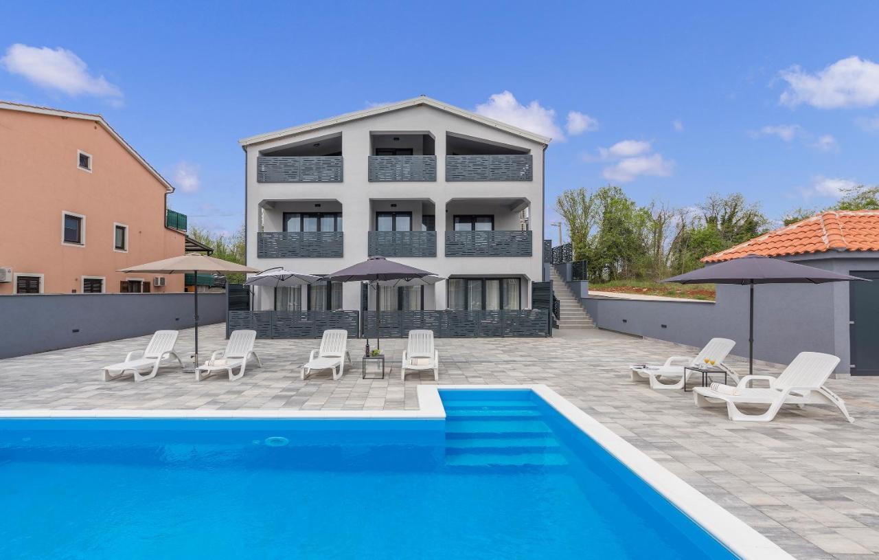 Apartmani Natalija بوريتش المظهر الخارجي الصورة
