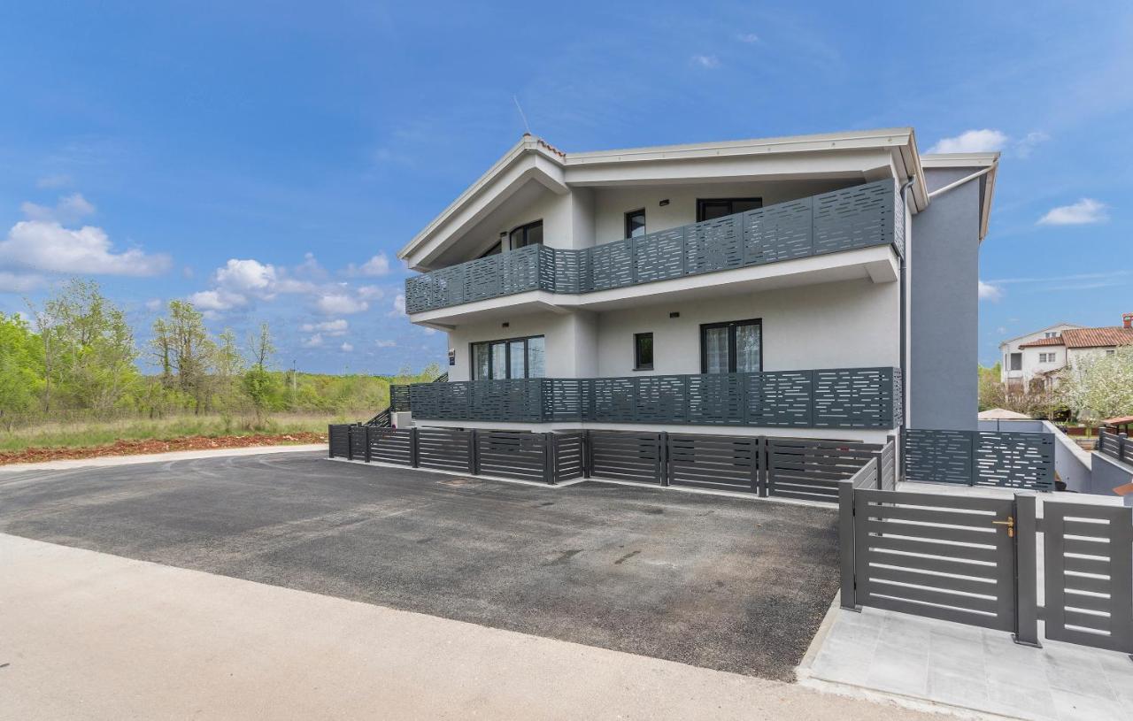 Apartmani Natalija بوريتش المظهر الخارجي الصورة