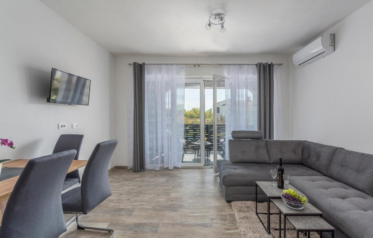 Apartmani Natalija بوريتش الغرفة الصورة