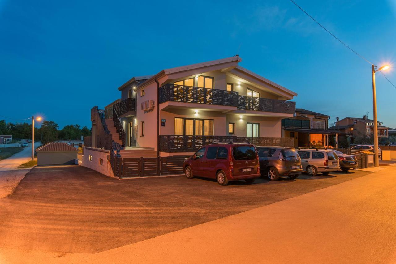 Apartmani Natalija بوريتش المظهر الخارجي الصورة