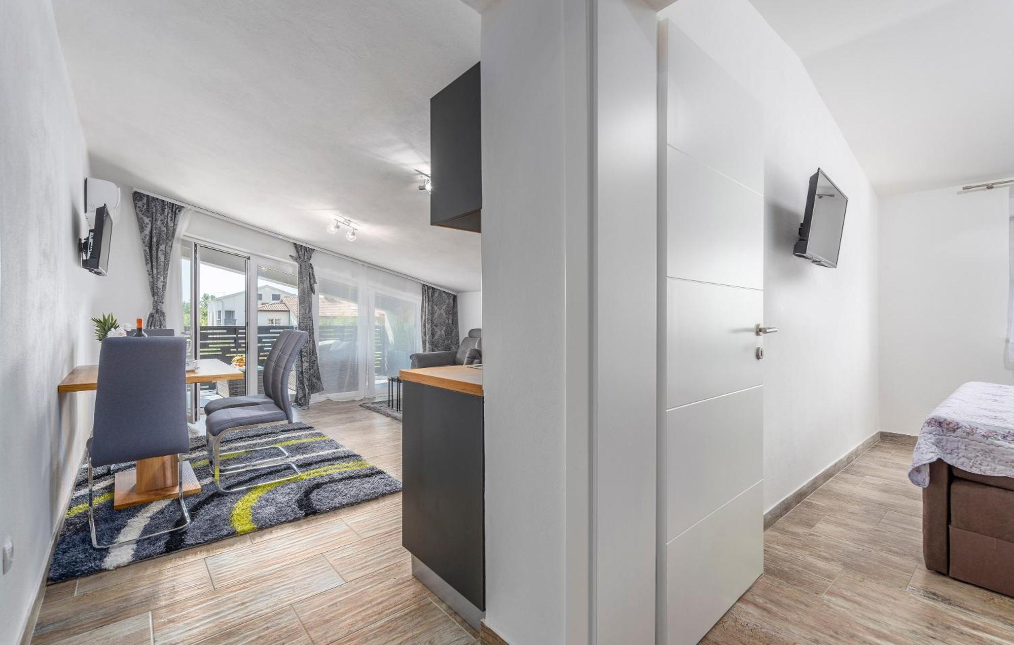 Apartmani Natalija بوريتش الغرفة الصورة